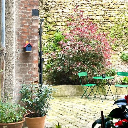 Studio Renove Et Tres Fonctionnel, Marly-Le-Roi Exterior foto